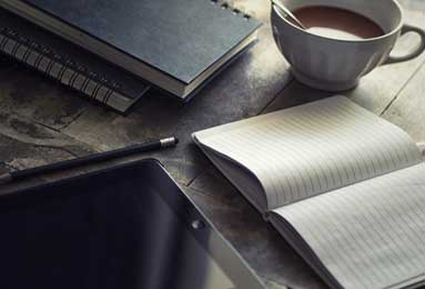 足球竞猜-什么情况？字母哥在希腊男篮全队围在一起讲话时狠扇队友后脑