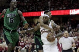 足球竞猜-钱德勒：小斯在皮尔斯罚球时干扰 后者回复他只和科詹说垃圾话