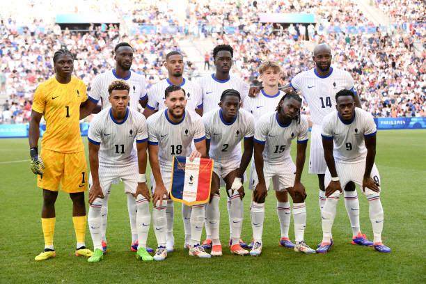 3连胜0失球！亨利兵多将广，法国替补比主力更精彩