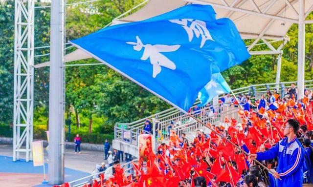 冬日米易“足”够燃！“安宁股份杯”足球总决赛火热开赛