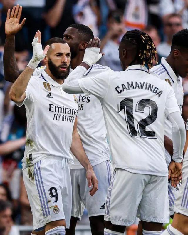 1682806233044011554.jpg 1682806229.jpg